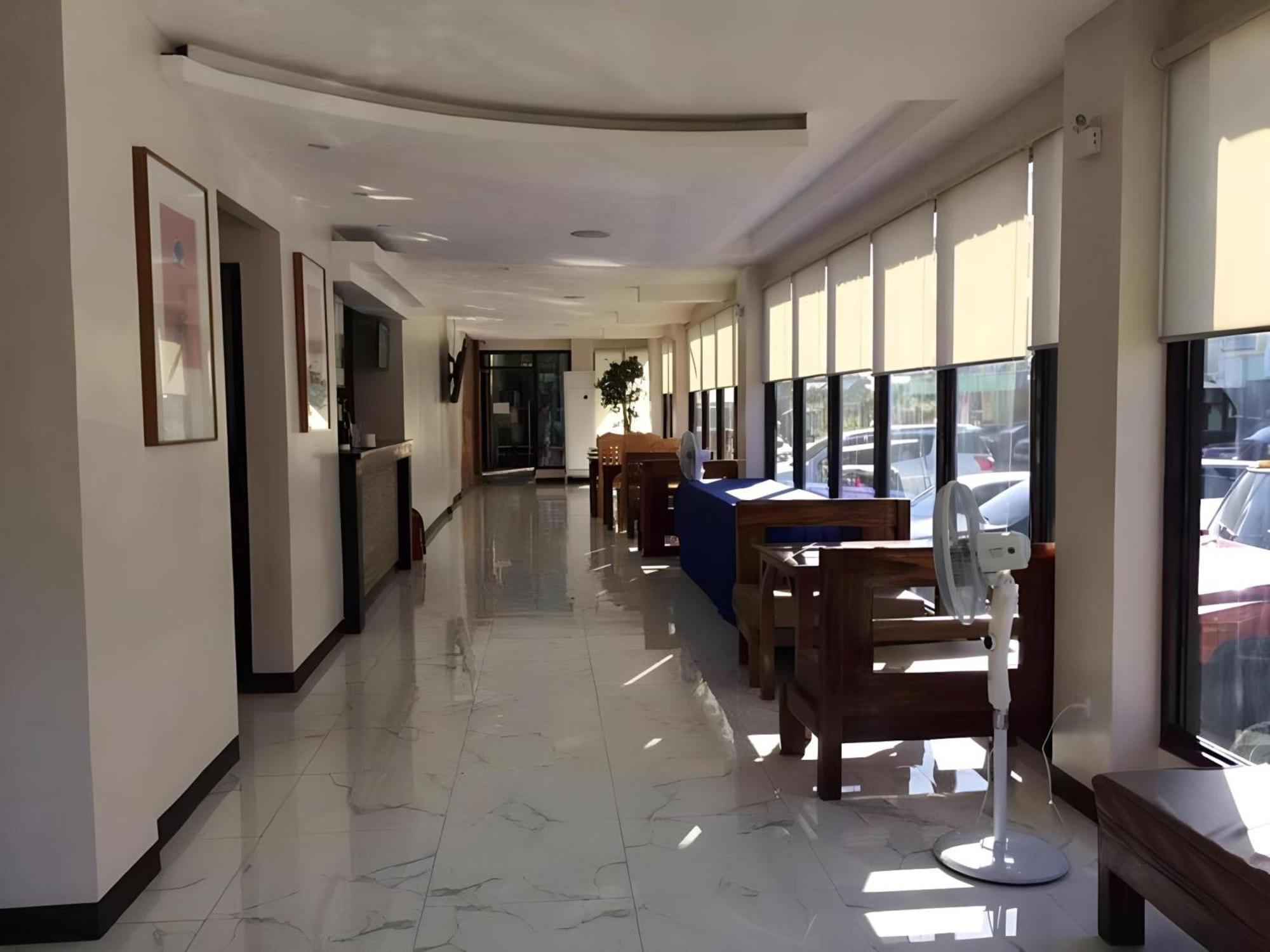OYO 195 Ranchotel - Biñan Exterior foto